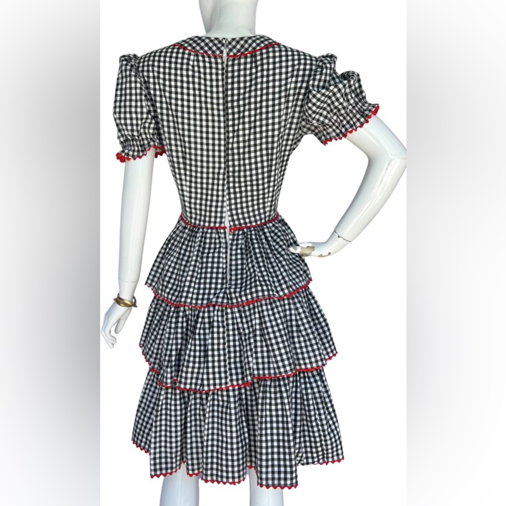 VTG Tier Skirted Black And White Gingham Dress - Picture 2 of 7
